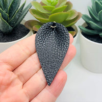 4, 20 or 50 Pieces: Black Imitation Leather Leaf Pendants