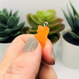 4, 20 or 50 Pieces: Orange Gummy Bear Resin 3D Charms with eye screw