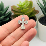 4, 20 or 50 Pieces: Antiqued Silver Cross Pendant Charms