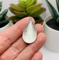 4, 20 or 50 Pieces: Silver Modern Boho Teardrop Charms