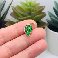 4, 20 or 50 Pieces: Green and Gold Curved Leaf Charms