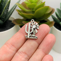 4, 20 or 50 Pieces: Silver Saguaro Cactus Charms with Sun